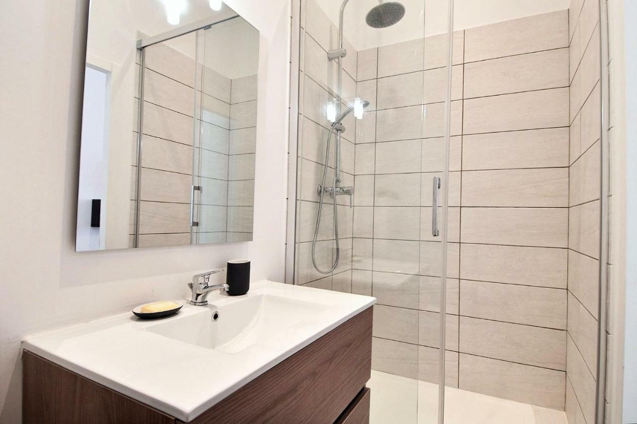 Appartement Neuf Hyper Centre _ Saint Ferreol Marsylia Zewnętrze zdjęcie